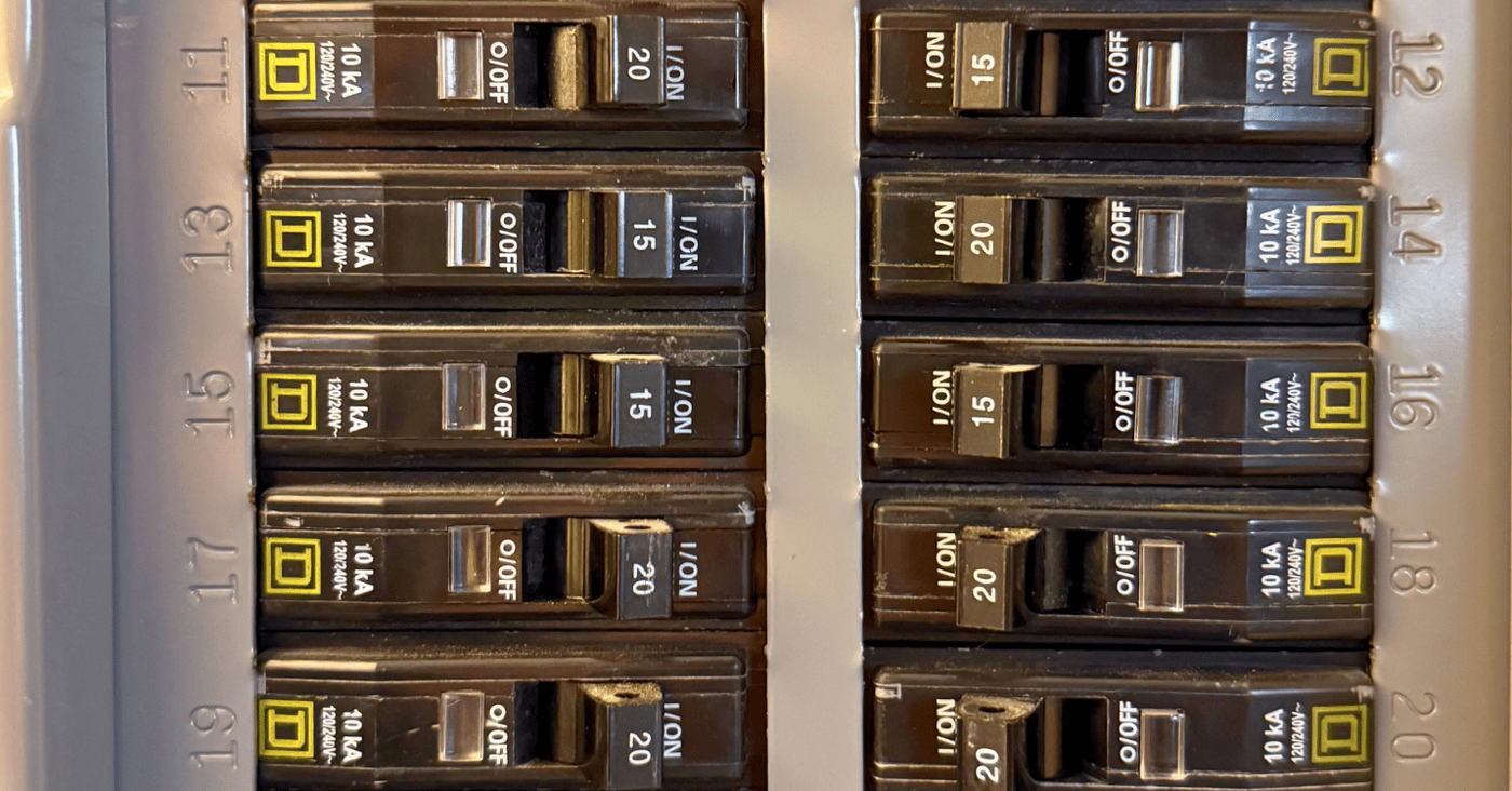 7 Signs That It's Time to Replace Your Home's Electrical Panel