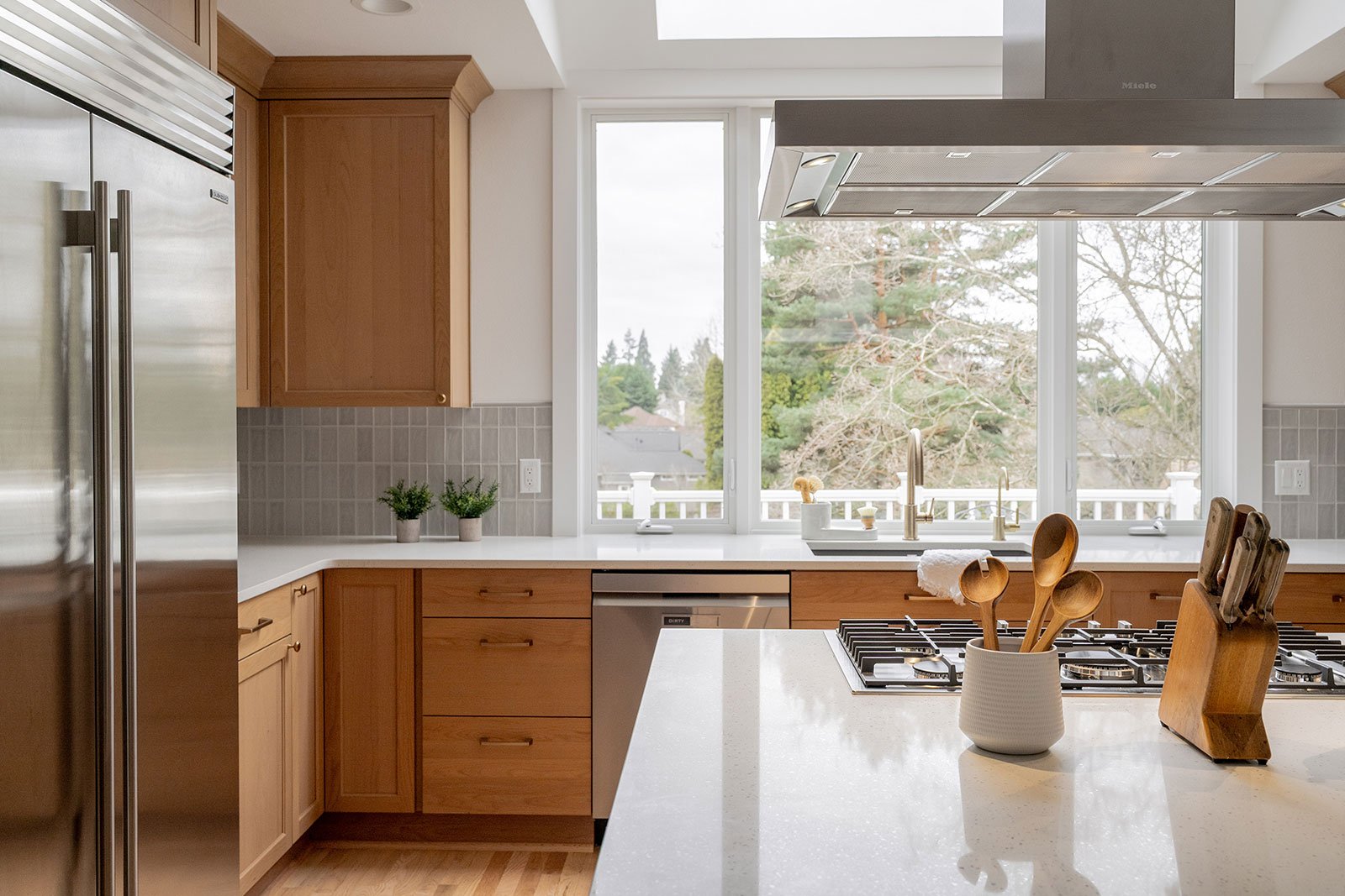 Normandy-park-kitchen-dining-bath-(2)