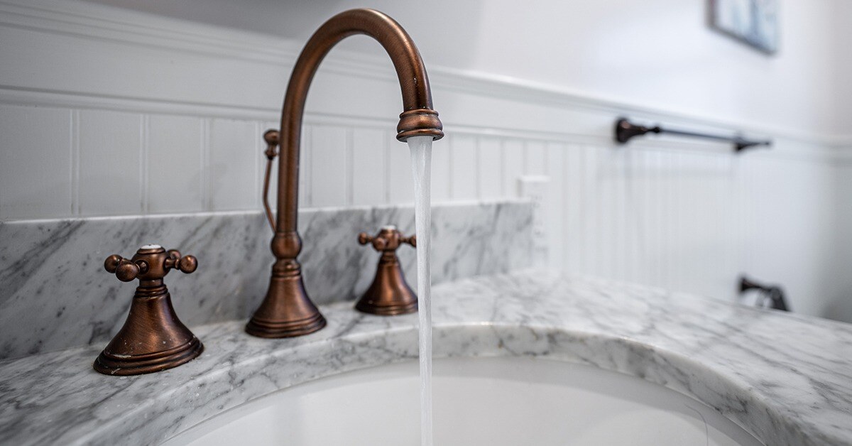4 Warning Signs of Bathroom Plumbing Issues You Can't Ignore